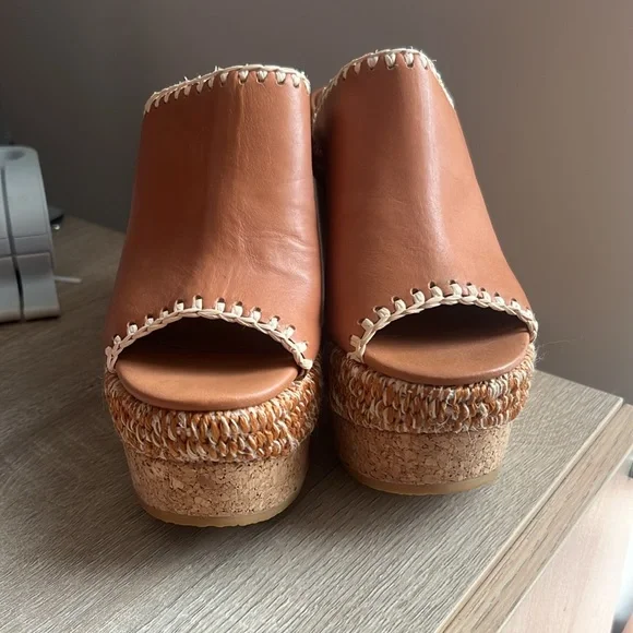 See By Chloe Wedges - Picture 2 of 7